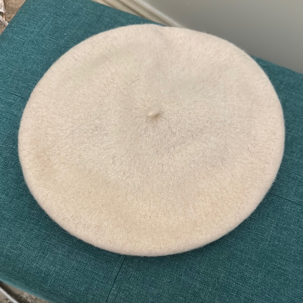 Cream Wool Beret